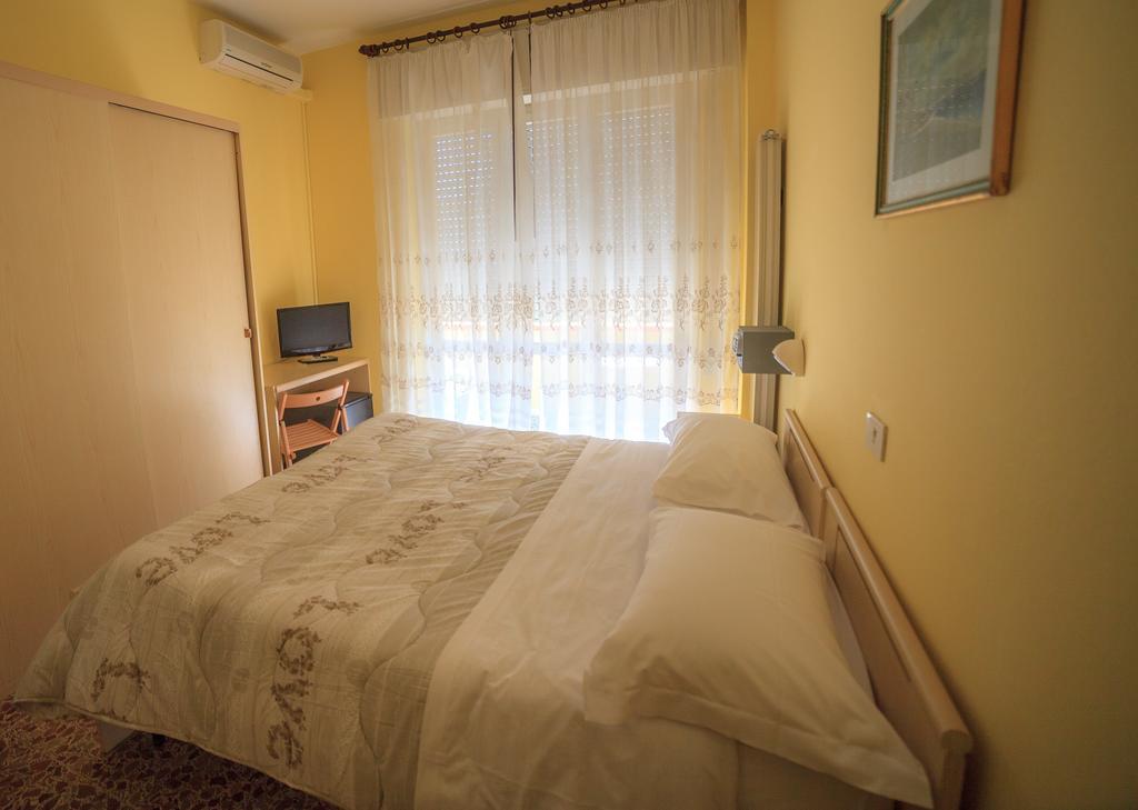 Hotel Il 9 카마이오레 외부 사진