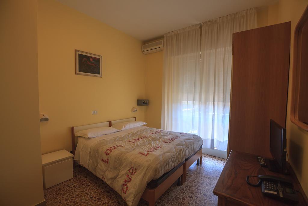 Hotel Il 9 카마이오레 외부 사진